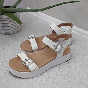 UGG platform sandals, white, size 10